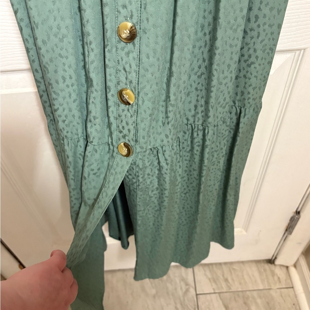 NWT Chic Sleeveless Green Maxi Dress with Button Detail size L - Picture 6 of 9